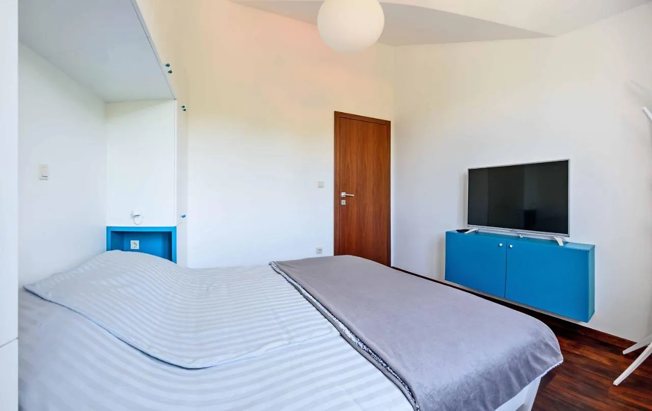 Apartment Miran Malinska