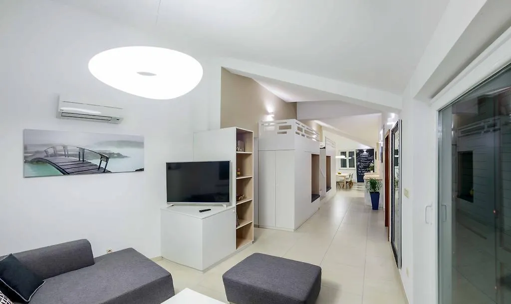 Apartment Miran مالينسكا