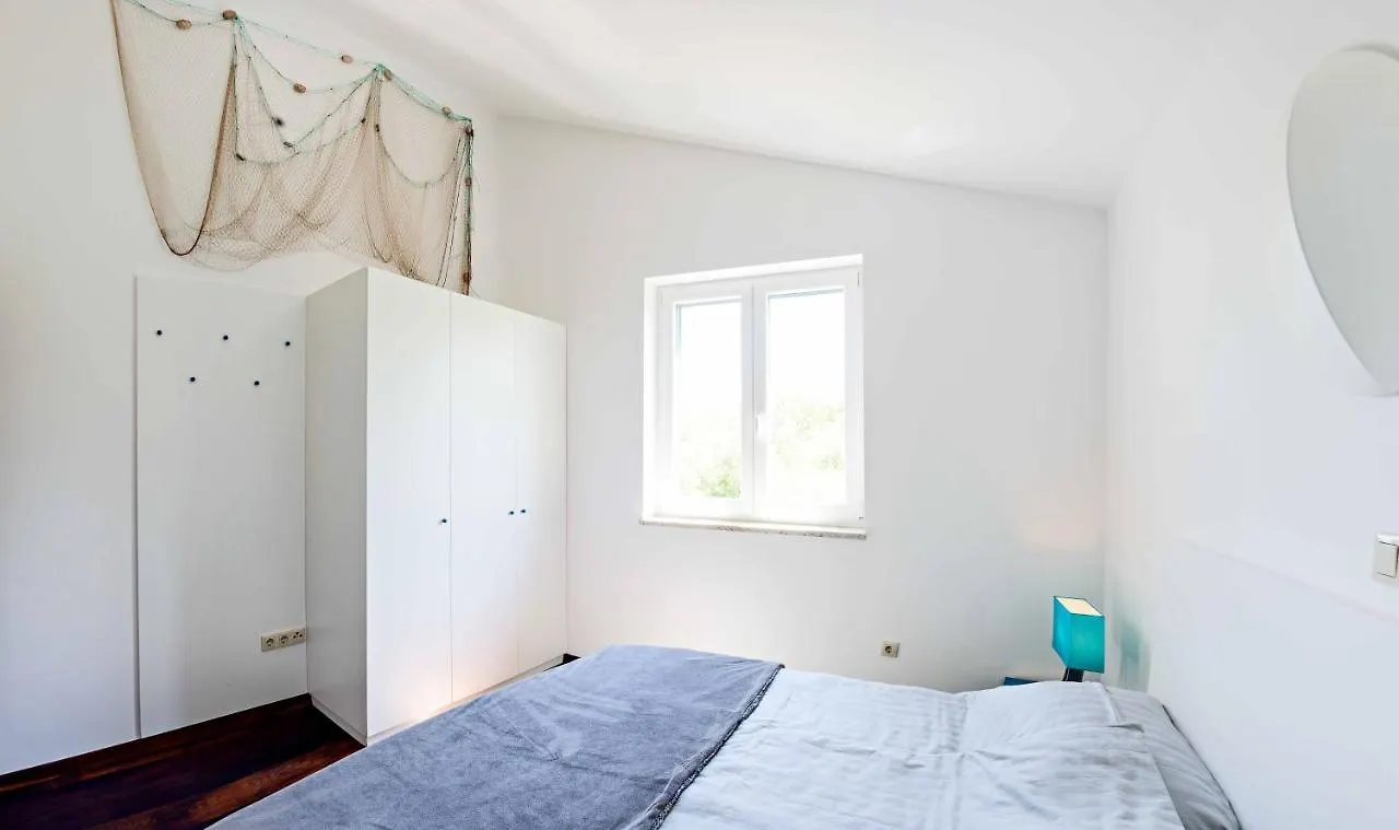 Apartment Miran Malinska 0*,